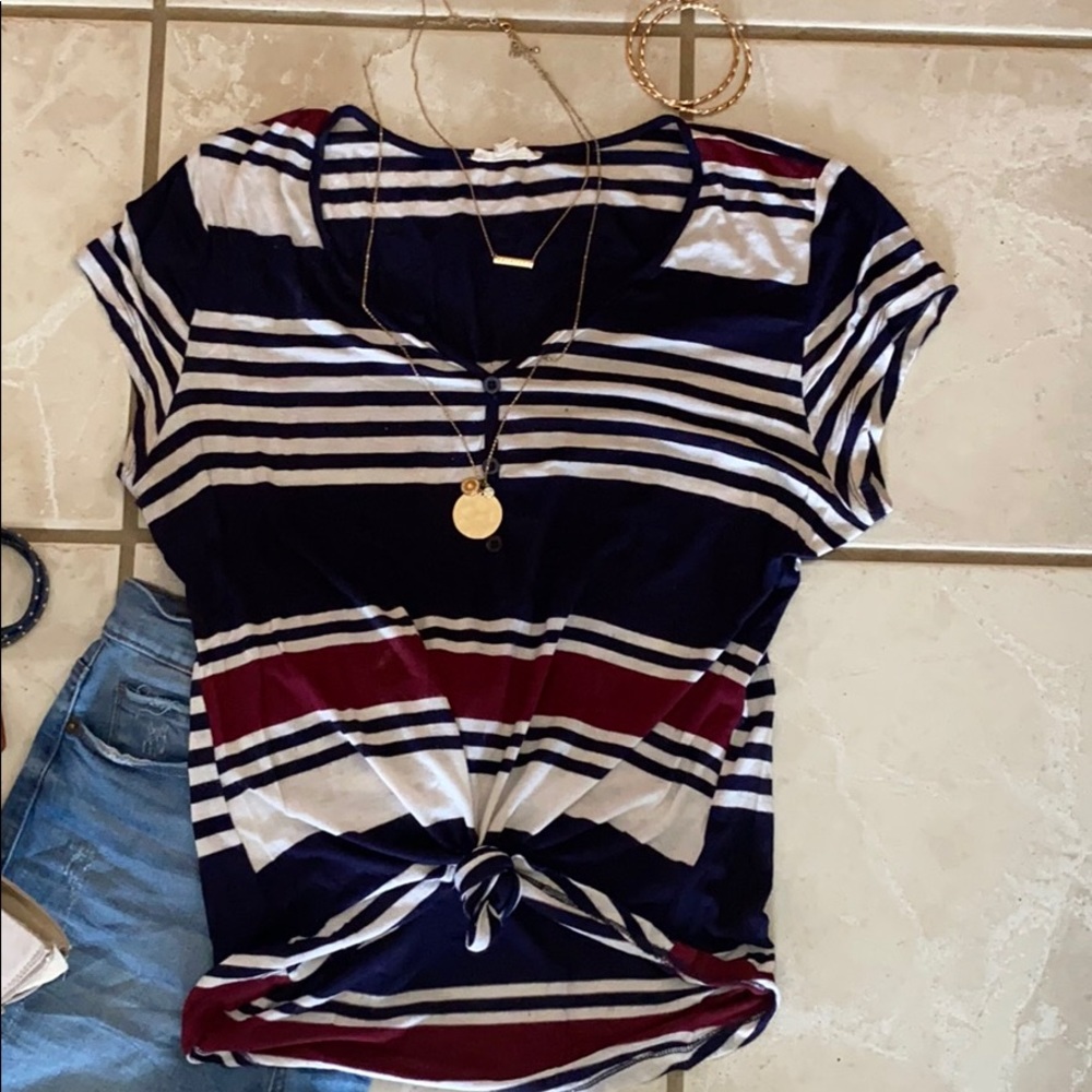 Striped top - Picture 2 of 2